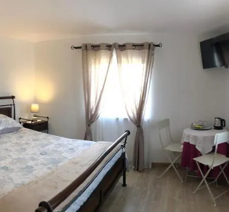 Terra Luso Proche De Montejunto Bed & Breakfast 3*