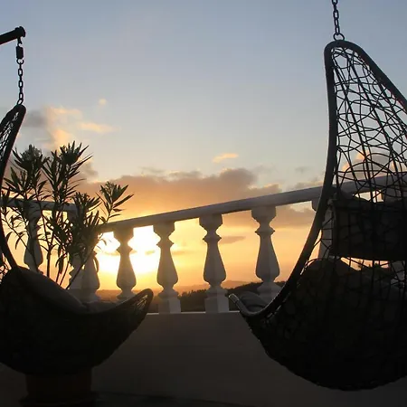 Terra Luso Proche De Montejunto Bed & Breakfast 3*