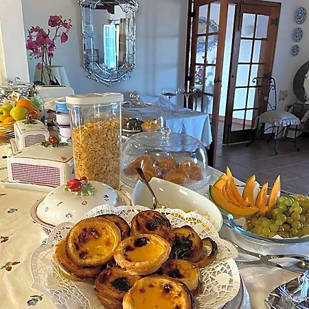 Alojamento de Acomodação e Pequeno-almoço Terra Luso 3*